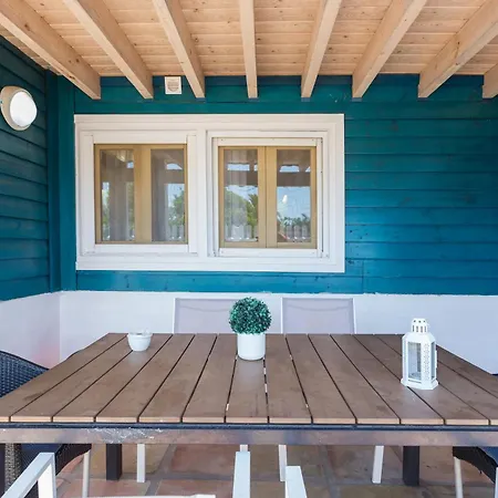Oliwood - Gigi Holiday home *